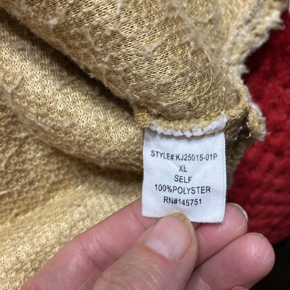 Pullover - Picture 4 of 4